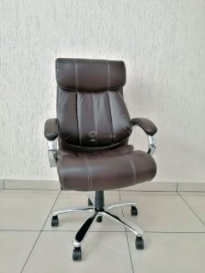 Кресло Barneo K-303 для руководителя (коричневая экокожа) в Александровском - alexsandrovskoe.ok-mebel.com | фото 1