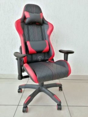Кресло геймерское Barneo K-52 (черная экокожа красные вставки) в Александровском - alexsandrovskoe.ok-mebel.com | фото