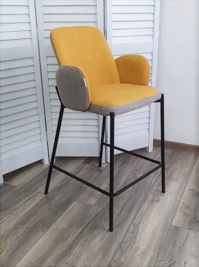 Полубарный стул NYX (H=65cm) VF106 желтый / VF120 серый М-City в Александровском - alexsandrovskoe.ok-mebel.com | фото