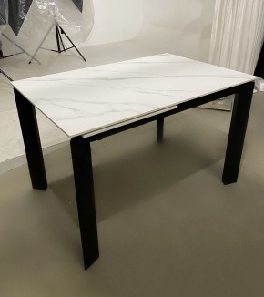 Стол CORNER 120 MATT WHITE MARBLE SOLID CERAMIC / BLACK, ®DISAUR в Александровском - alexsandrovskoe.ok-mebel.com | фото 2